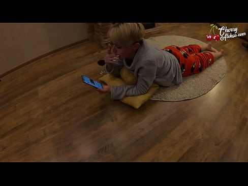 ❤️ Hullu blondiin imeb tohutut munni ja hüppab selle peal - anaalseksiga ❤ Pornovideo at et.porngifmag.ru ❤