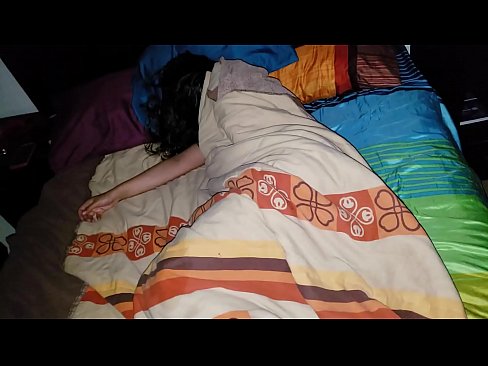 ❤️ Kasupoeg sõimab oma noort kasuema, kui ta magab. ❤ Pornovideo at et.porngifmag.ru ❤